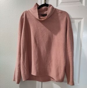 Banana Republic Women’s Large Oversized Pink Mock Neck Sweater Long Sleeve